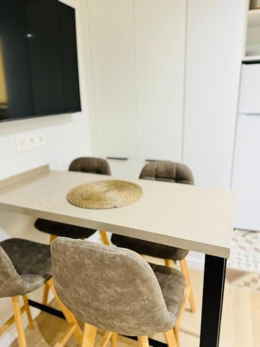 Apartament Behappy Huerto Del Conde -centro